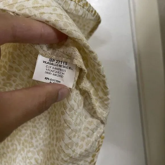 Vilagallo Back Button Short Sleeved Cotton Leopard Print Blouse Size 38/ Small - Picture 3 of 7